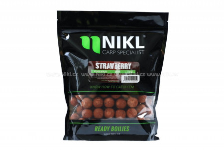 KAREL NIKL Strawberry boilies