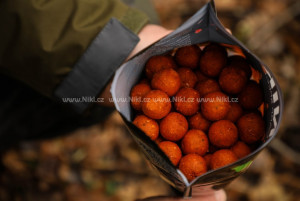 KAREL NIKL Chilli & Peach boilies 